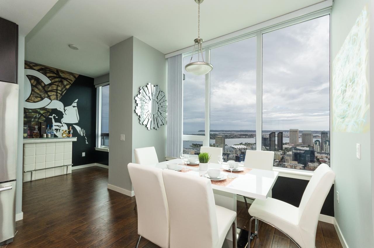 Apartment Downtown 2600sqft Chanel Penthouse